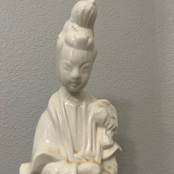 Vintage Asian Figurine - Picture 9 of 9